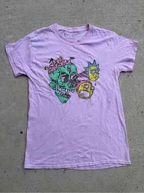 Rick and Morty Pink Skull Graphic Tee Adult Swim Cartoon Shirt Small S